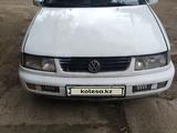 Volkswagen Passat 1994 годаүшін1 200 000 тг. в Уральск