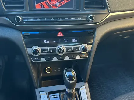 Hyundai Elantra 2019 года за 7 700 000 тг. в Тараз – фото 10