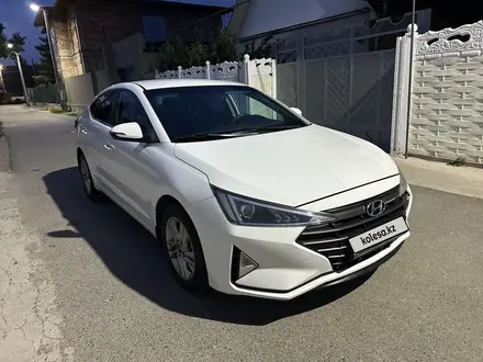 Hyundai Elantra 2019 года за 7 700 000 тг. в Тараз – фото 2