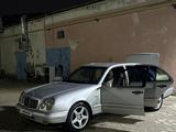Mercedes-Benz E 200 1997 года за 2 200 000 тг. в Шымкент