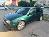 Volkswagen Golf 1998 годаүшін3 000 000 тг. в Актобе