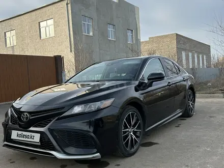 Toyota Camry 2021 года за 12 600 000 тг. в Уральск – фото 12