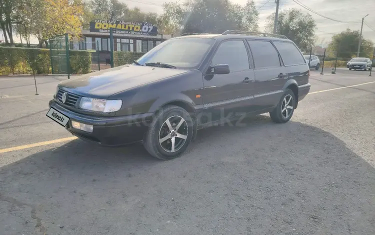 Volkswagen Passat 1995 годаүшін2 300 000 тг. в Уральск