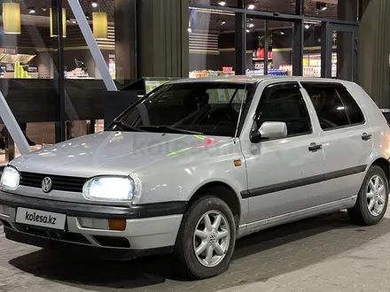 Volkswagen Golf 1994 года за 1 100 000 тг. в Алматы – фото 2