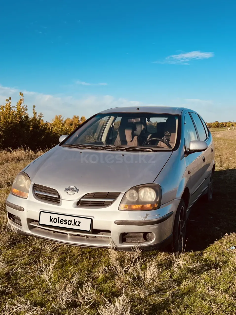 Nissan Tino, 2002