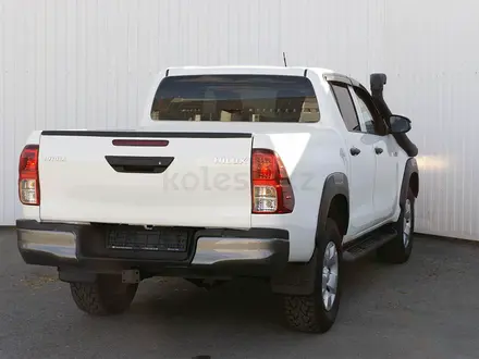 Toyota Hilux 2021 года за 17 900 000 тг. в Караганда – фото 5