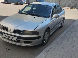 Mitsubishi Carisma, 2003