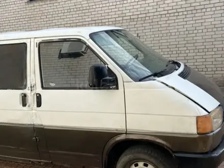 Volkswagen Caravelle 1993 года за 1 100 000 тг. в Павлодар – фото 5