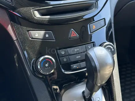 Chevrolet Orlando 2015 года за 5 300 000 тг. в Атырау – фото 18