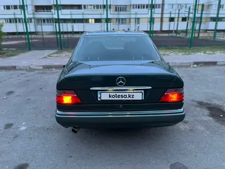 Mercedes-Benz E 220 1993 года за 3 000 000 тг. в Сатпаев – фото 10