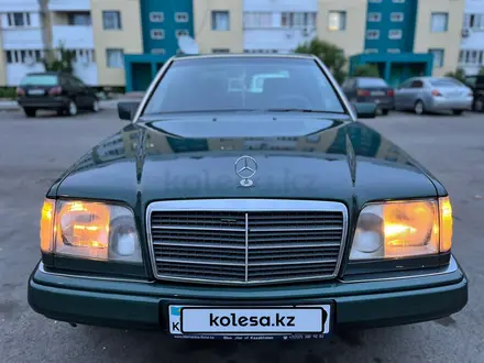 Mercedes-Benz E 220 1993 года за 3 000 000 тг. в Сатпаев – фото 3
