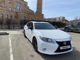 Lexus ES 250 2015 года за 13 450 000 тг. в Астана