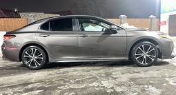 Toyota Camry 2018 годаүшін11 800 000 тг. в Алматы