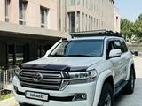 Toyota Land Cruiser 2018 года за 38 500 000 тг. в Алматы – фото 3