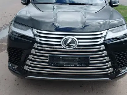 Lexus LX 600 2023 года за 72 000 000 тг. в Астана
