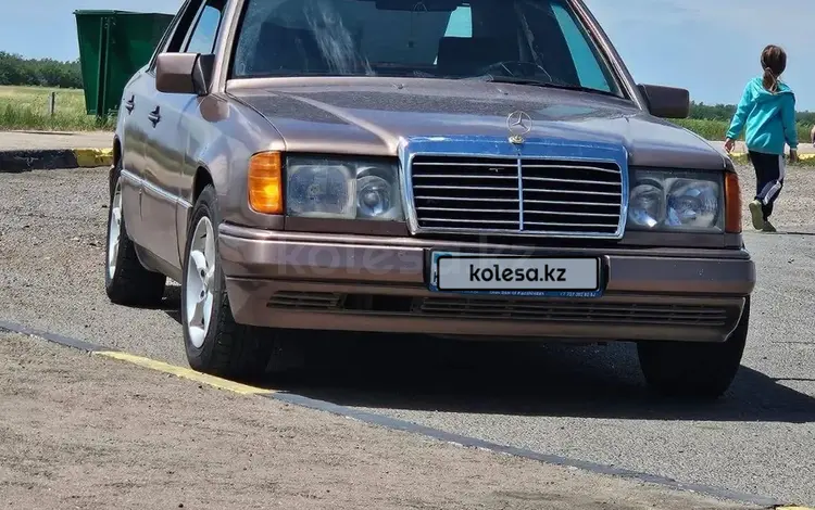 Mercedes-Benz E 320 1993 годаүшін2 100 000 тг. в Караганда