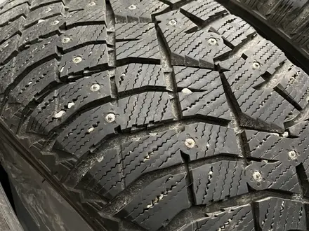 Зимнюю резину 225/60 R18 за 180 000 тг. в Астана – фото 4