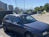 Volkswagen Golf 1993 года за 750 000 тг. в Алматы – фото 2