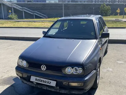 Volkswagen Golf 1993 года за 750 000 тг. в Алматы