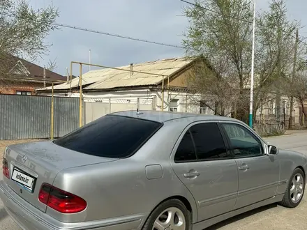 Mercedes-Benz E 320 2001 года за 5 500 000 тг. в Кызылорда – фото 11