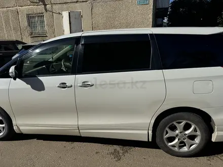 Toyota Estima 2006 года за 7 500 000 тг. в Астана – фото 2