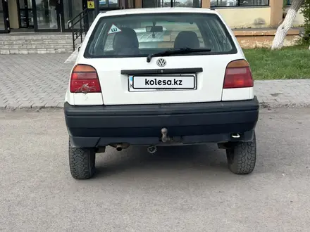 Volkswagen Golf 1993 года за 650 000 тг. в Караганда – фото 4