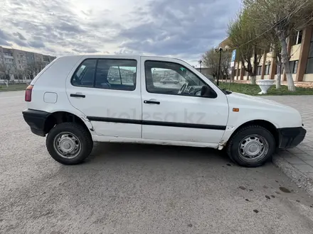 Volkswagen Golf 1993 года за 650 000 тг. в Караганда – фото 3