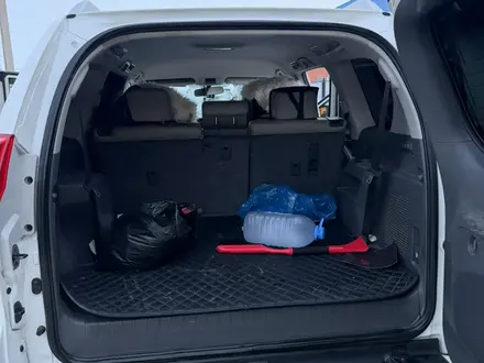 Toyota Land Cruiser Prado 2012 года за 14 800 000 тг. в Актобе – фото 8