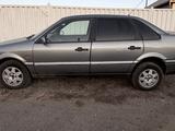 Volkswagen Passat 1994 года за 1 100 000 тг. в Жезказган – фото 2