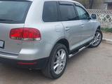 Volkswagen Touareg 2004 года за 5 500 000 тг. в Рудный – фото 3