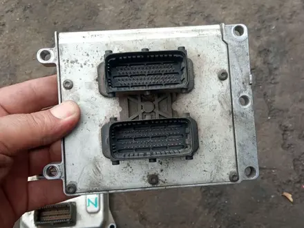 Блок управления двигателем за 1 000 тг. в Алматы – фото 2