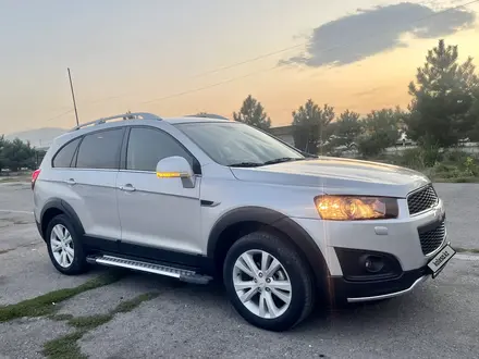 Chevrolet Captiva 2014 года за 7 299 999 тг. в Алматы – фото 3