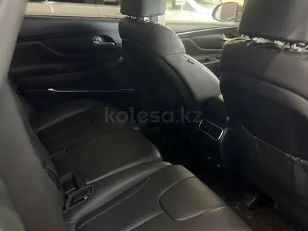 Hyundai Santa Fe 2023 года за 15 500 000 тг. в Караганда – фото 12