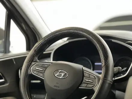 Hyundai Santa Fe 2023 года за 15 500 000 тг. в Караганда – фото 11