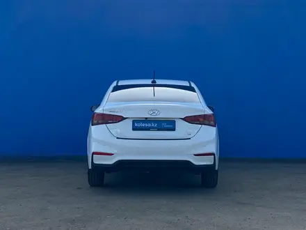 Hyundai Accent 2019 года за 7 570 000 тг. в Алматы – фото 4