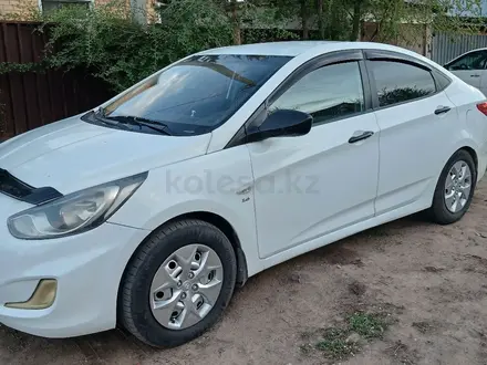 Hyundai Accent 2014 года за 3 500 000 тг. в Астана – фото 2