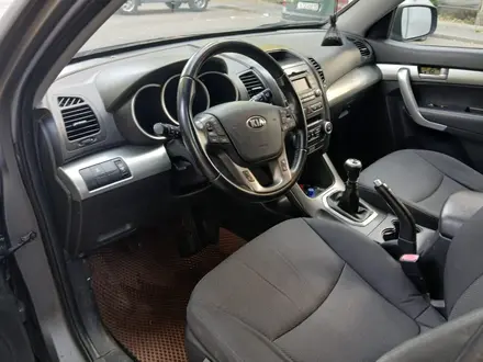 Kia Sorento 2011 года за 5 200 000 тг. в Алматы – фото 3