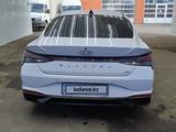 Hyundai Elantra 2021 года за 7 071 000 тг. в Актобе – фото 5