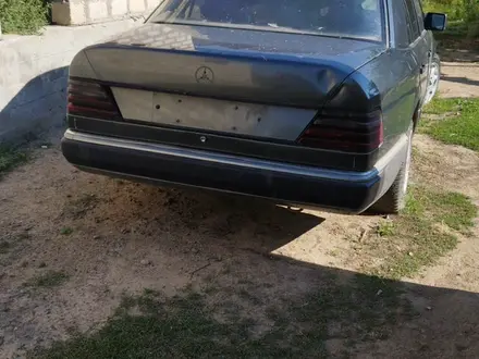 Mercedes-Benz E 300 1993 года за 10 000 тг. в Актобе – фото 2