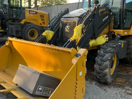 XCMG  Экскавтаор-погрузчик XCMG Модель XC870HK 2026 года за 27 600 000 тг. в Алматы – фото 6