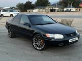 Toyota Camry 1998 годаүшін2 600 000 тг. в Алматы