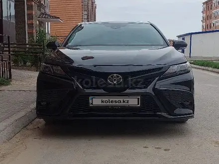 Toyota Camry 2021 года за 13 500 000 тг. в Кызылорда