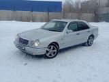Mercedes-Benz E 230 1996 года за 2 200 000 тг. в Экибастуз