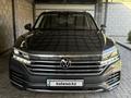 Volkswagen Touareg 2022 года за 30 500 000 тг. в Алматы