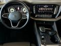 Volkswagen Touareg 2022 года за 30 500 000 тг. в Алматы – фото 11