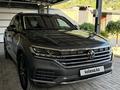 Volkswagen Touareg 2022 года за 30 500 000 тг. в Алматы – фото 2