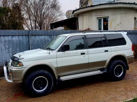 Mitsubishi Challenger 1997 года за 3 500 000 тг. в Алматы – фото 3