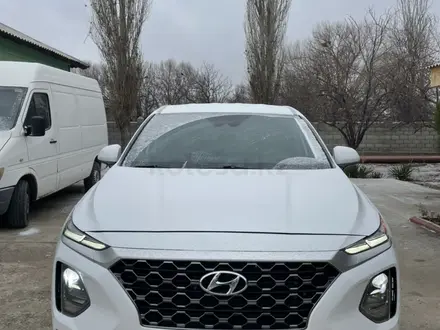 Hyundai Santa Fe 2019 года за 13 500 000 тг. в Туркестан