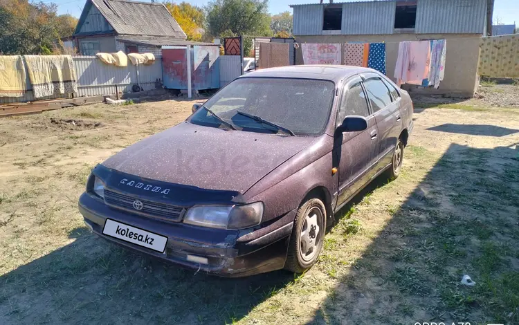 Toyota Carina E 1992 годаfor1 000 000 тг. в Семей