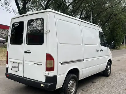 Mercedes-Benz Sprinter 2002 года за 4 900 000 тг. в Алматы – фото 3